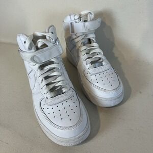 Size 5 (GS)‎ - Nike Air Force 1 LE High Triple White